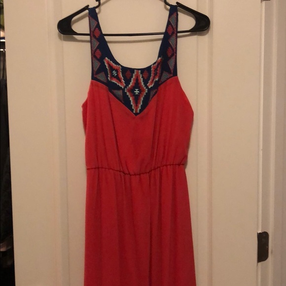 Dress - Picture 3 of 5